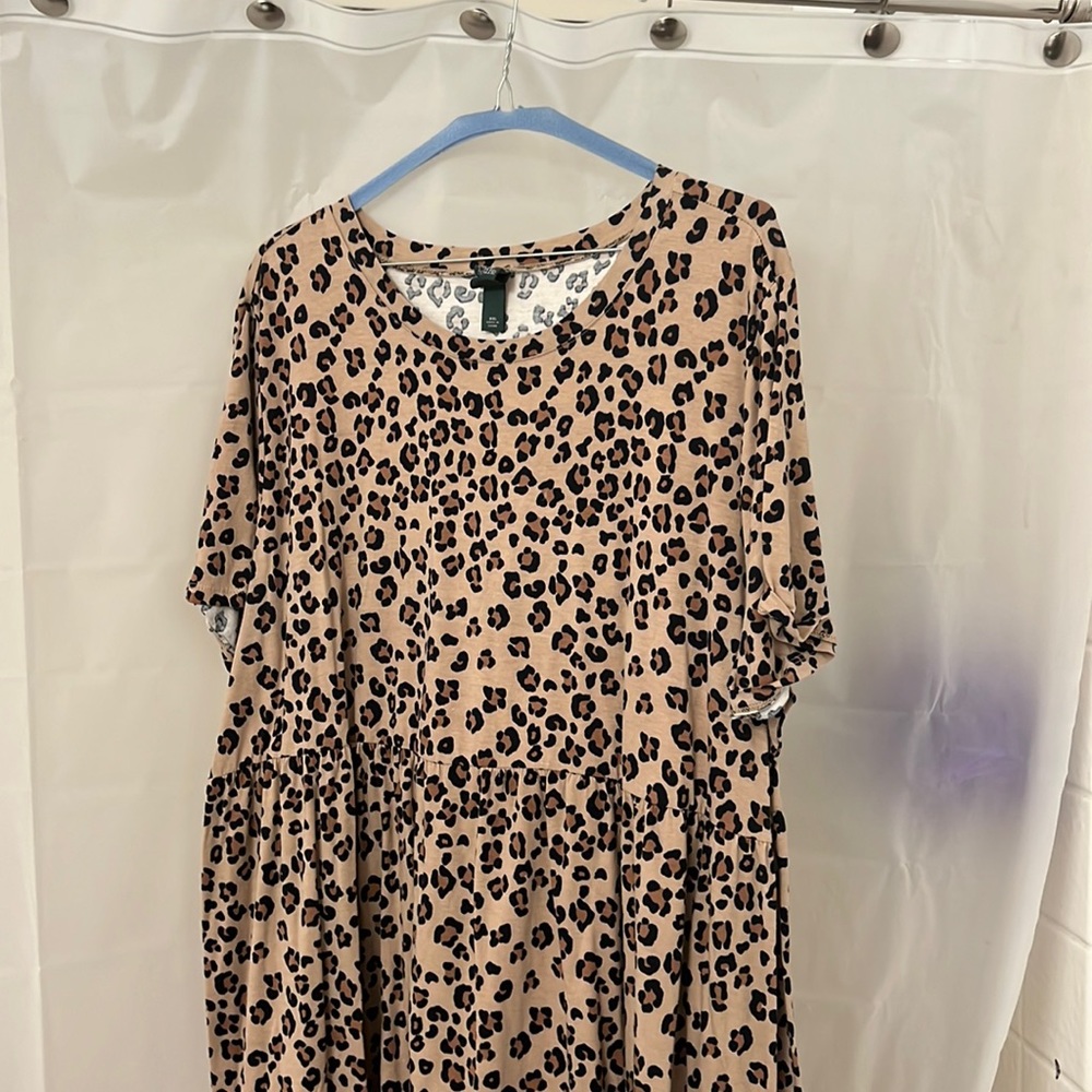 Leopard tshirt dress